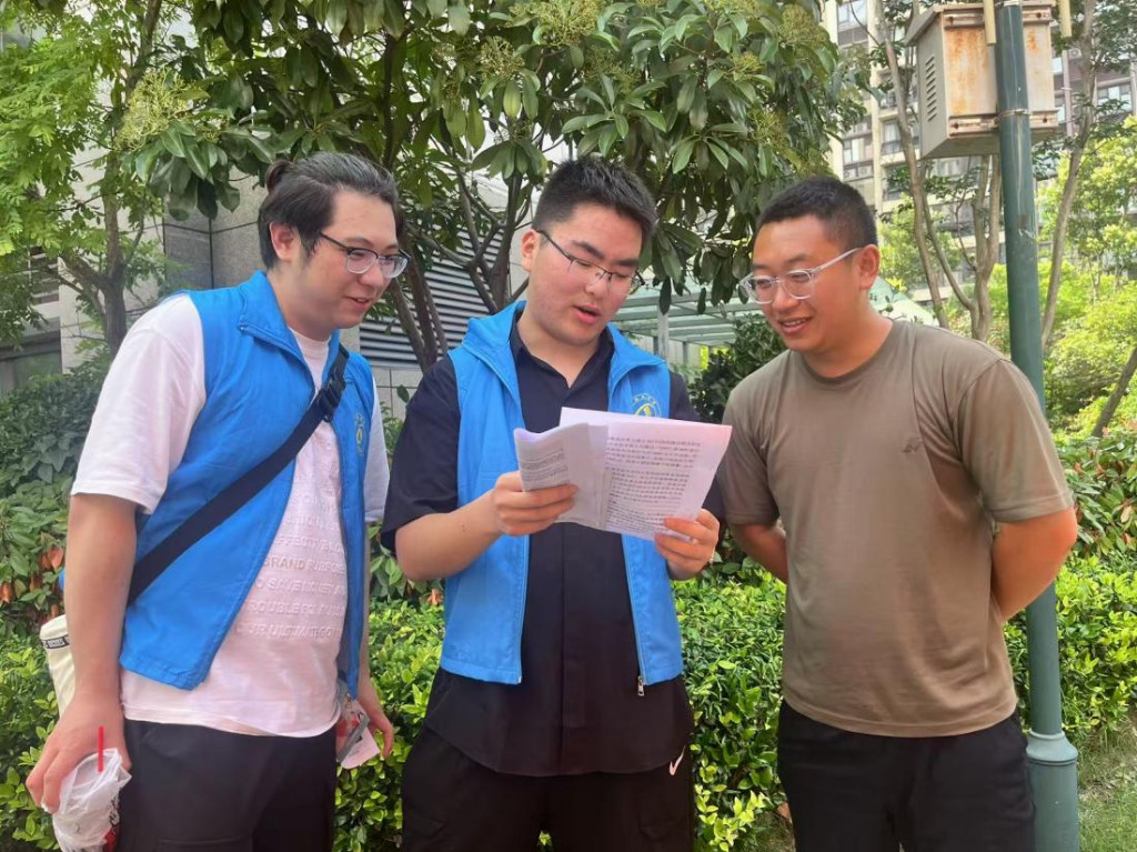 信息ky体育登录,中超联赛赛程时间表,博取款心丈秒到账,福德正坤官网志愿者团队深入社区开展反诈科普活动